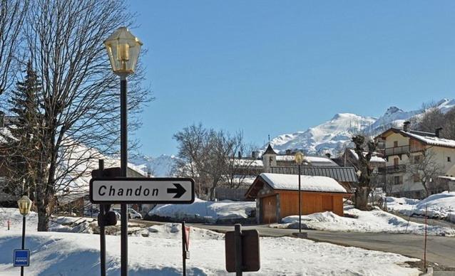 Two Bedroom Apartment La Voute, Chandon Near Meribel - Sleeps 4 Adults Or 2 Adults And 3 Children Les Allues Exterior foto
